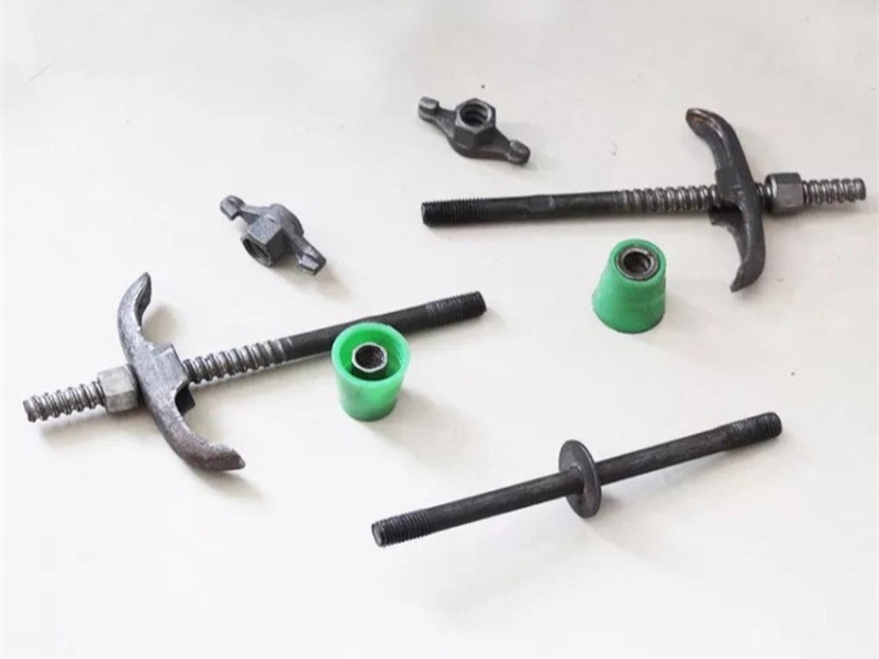 三段式止水螺杆